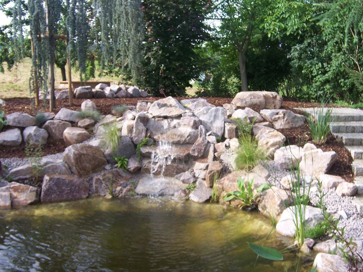 Natursteinmauer